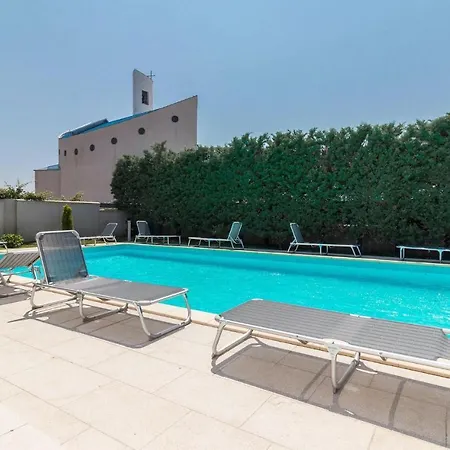 Nyaraló 5 Bedroombeautiful In