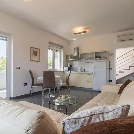 5 Bedroombeautiful In Nyaraló Póla