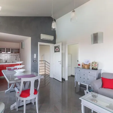 Nyaraló 5 Bedroombeautiful In *