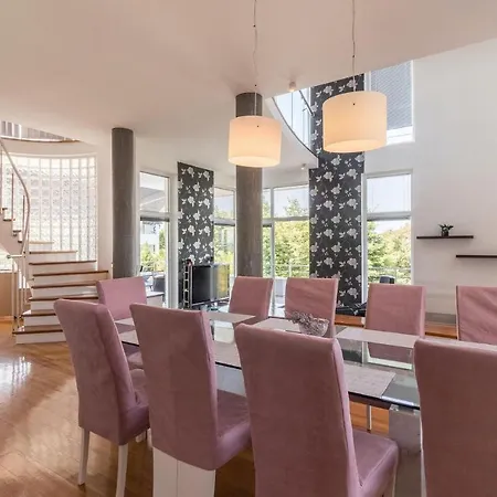 5 Bedroombeautiful In Póla